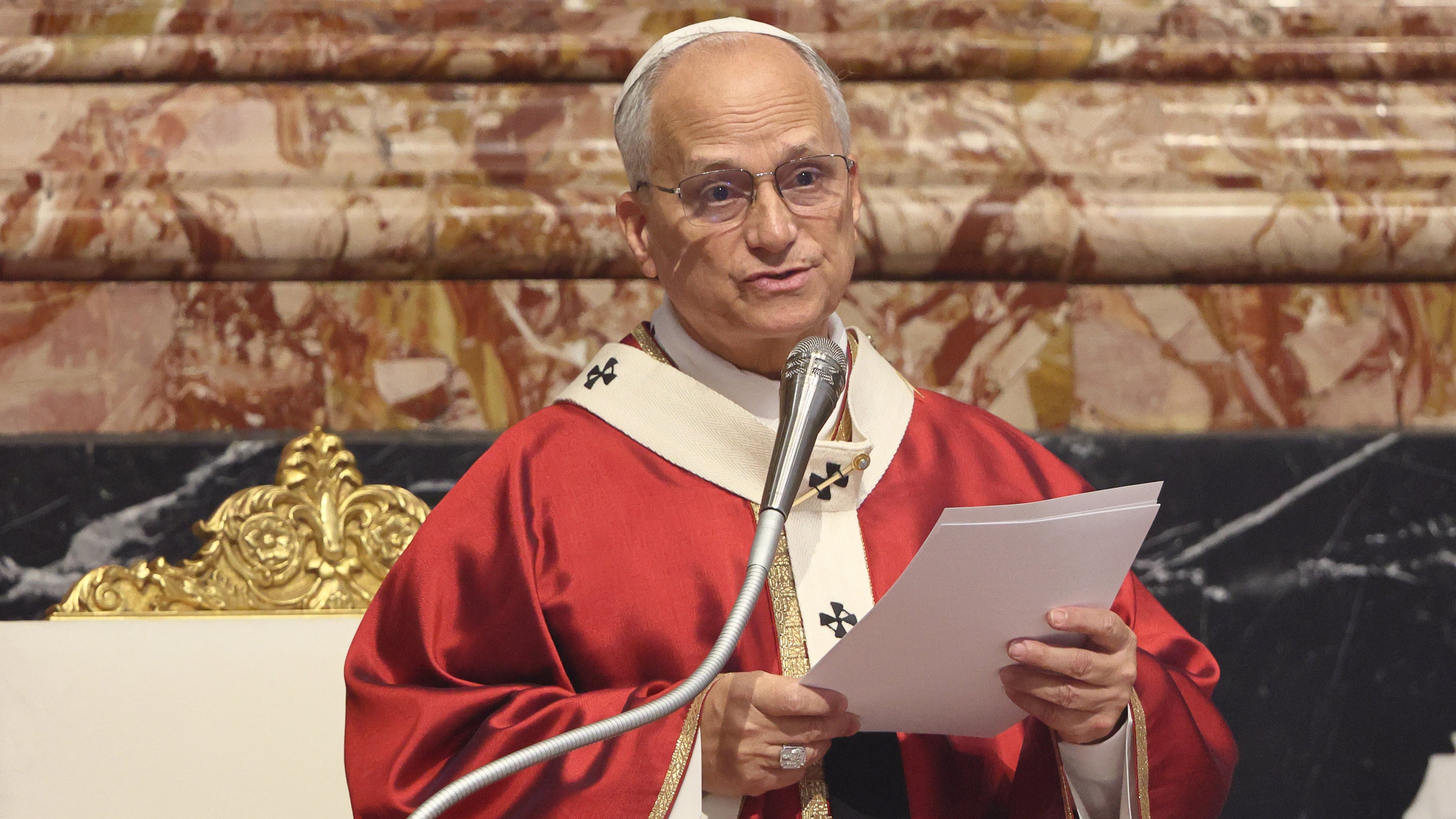 Pope Leo Sends Message to ICE After Agents Block Communion