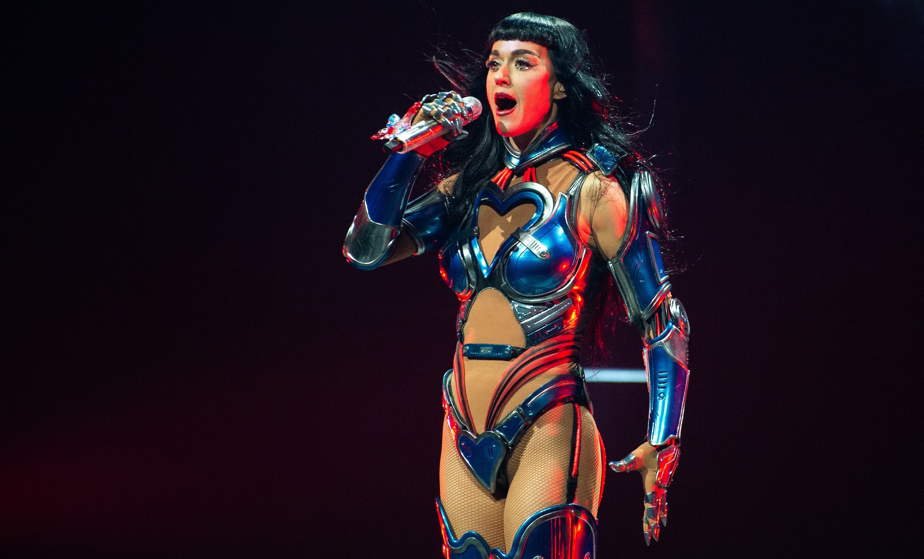 Katy Perry Blasted for Throwing Birthday Cake on the Floor