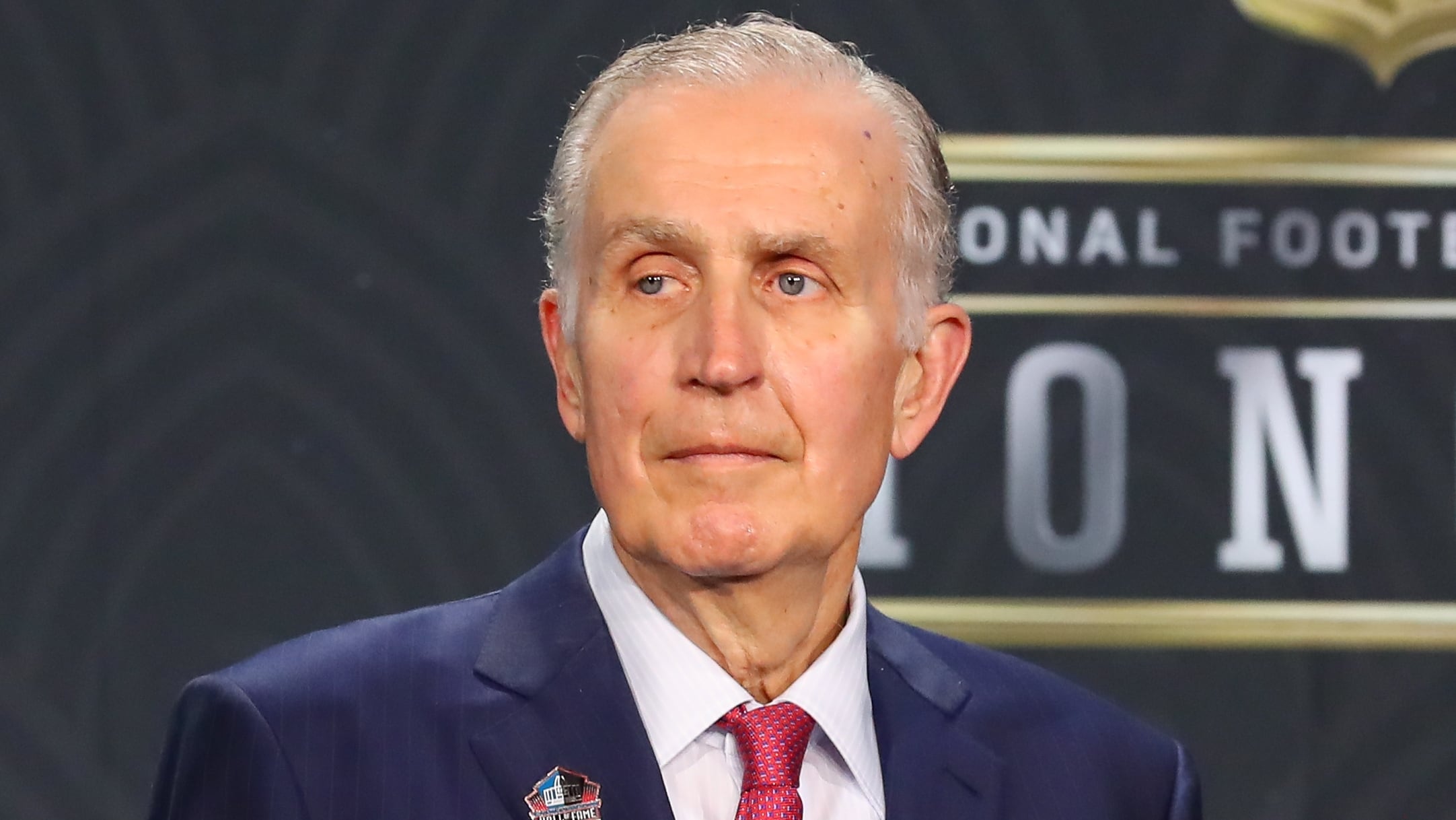 Former NFL Commissioner Dies at 84