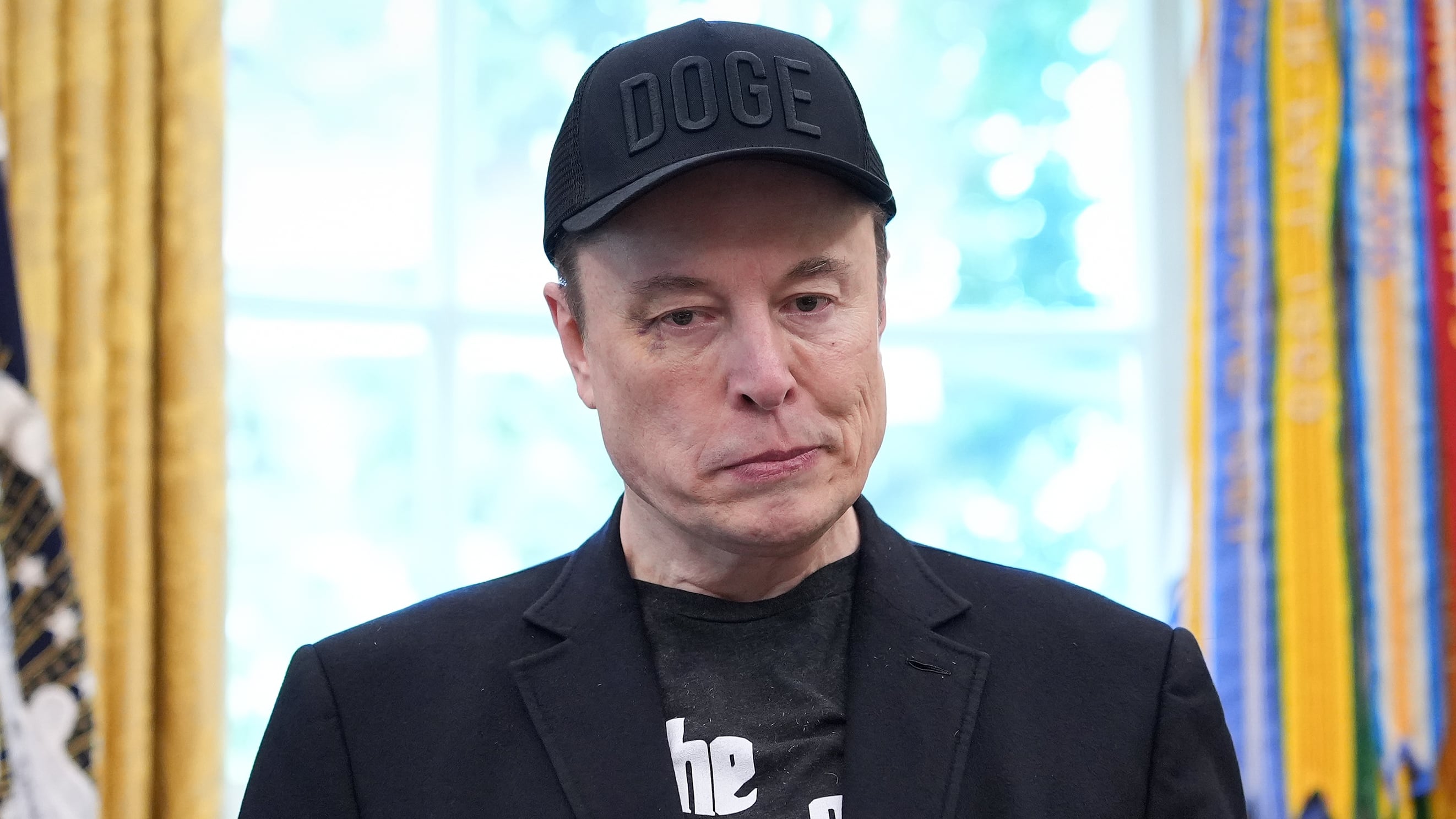 Musk Makes His Hitler-Loving Chatbot Praise Him as a Handsome Genius