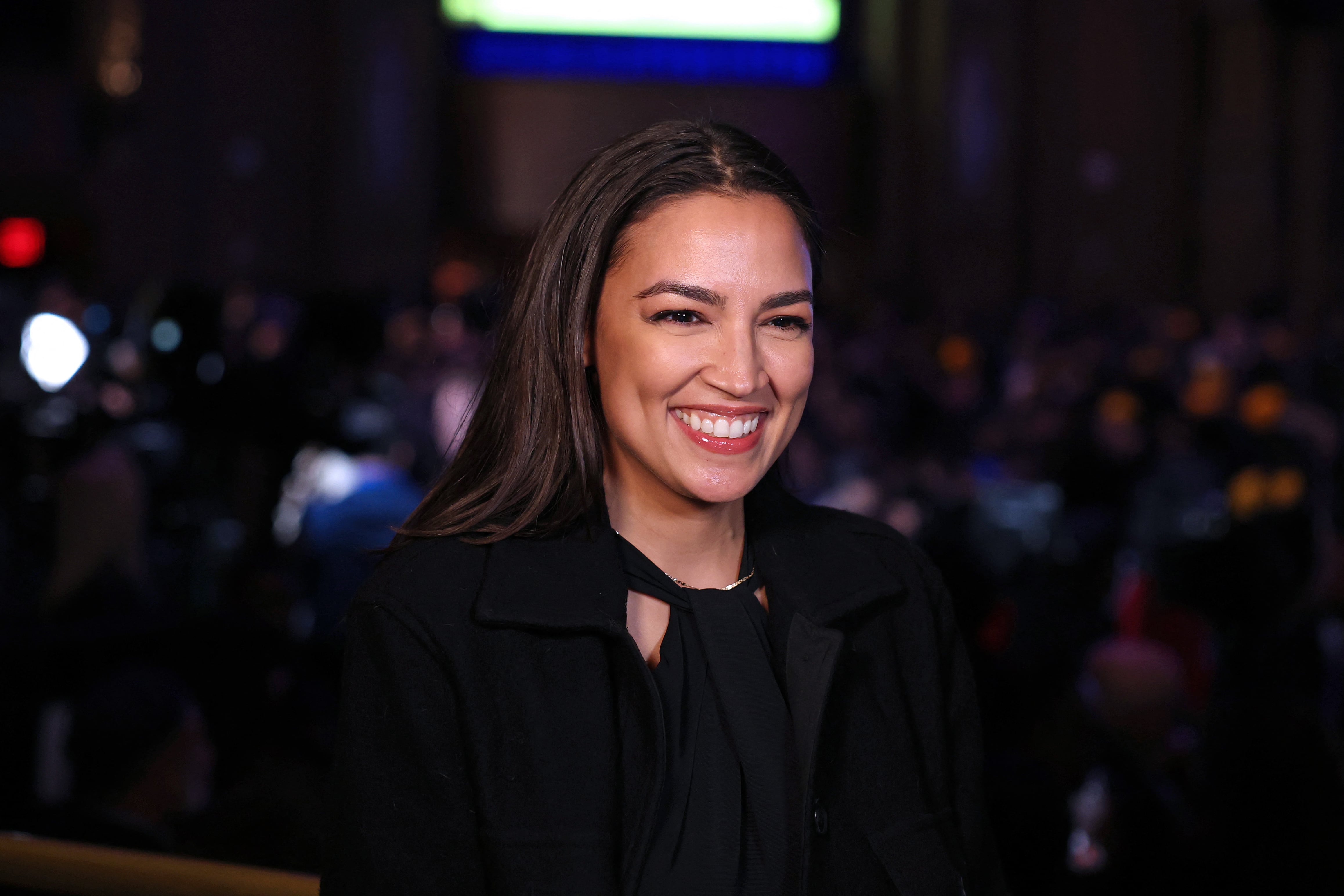 AOC Says She Would ‘Stomp’ JD Vance in a Presidential Race